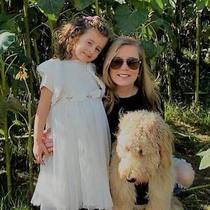 Meet your Posher, Alexias